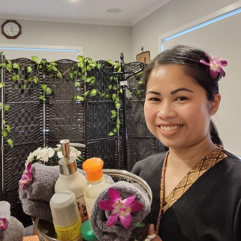 Sirina, your Thai massage therapist